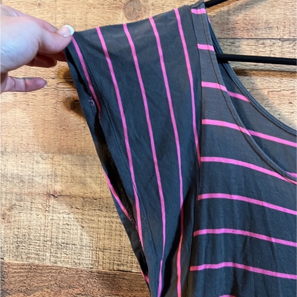 Decree cinch side top - Picture 5 of 5